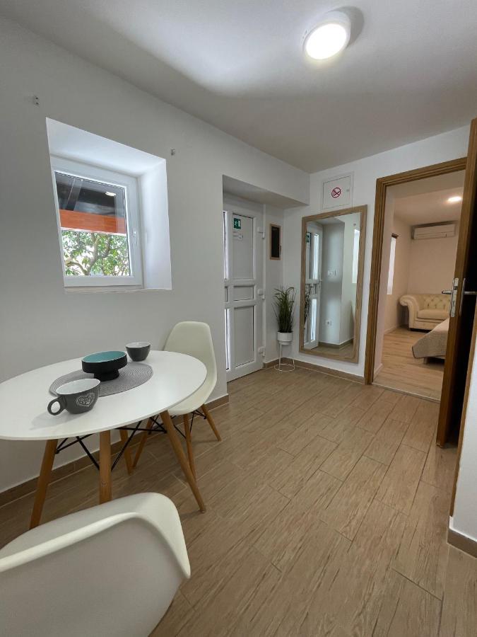 Apartments Nona 풀라 외부 사진